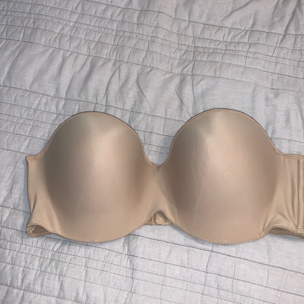 Strapless Maidenform Bra - no extra straps